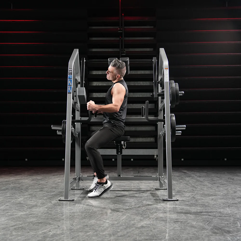 Hammer Strength Plate-Loaded 4 Way Neck - Image 3
