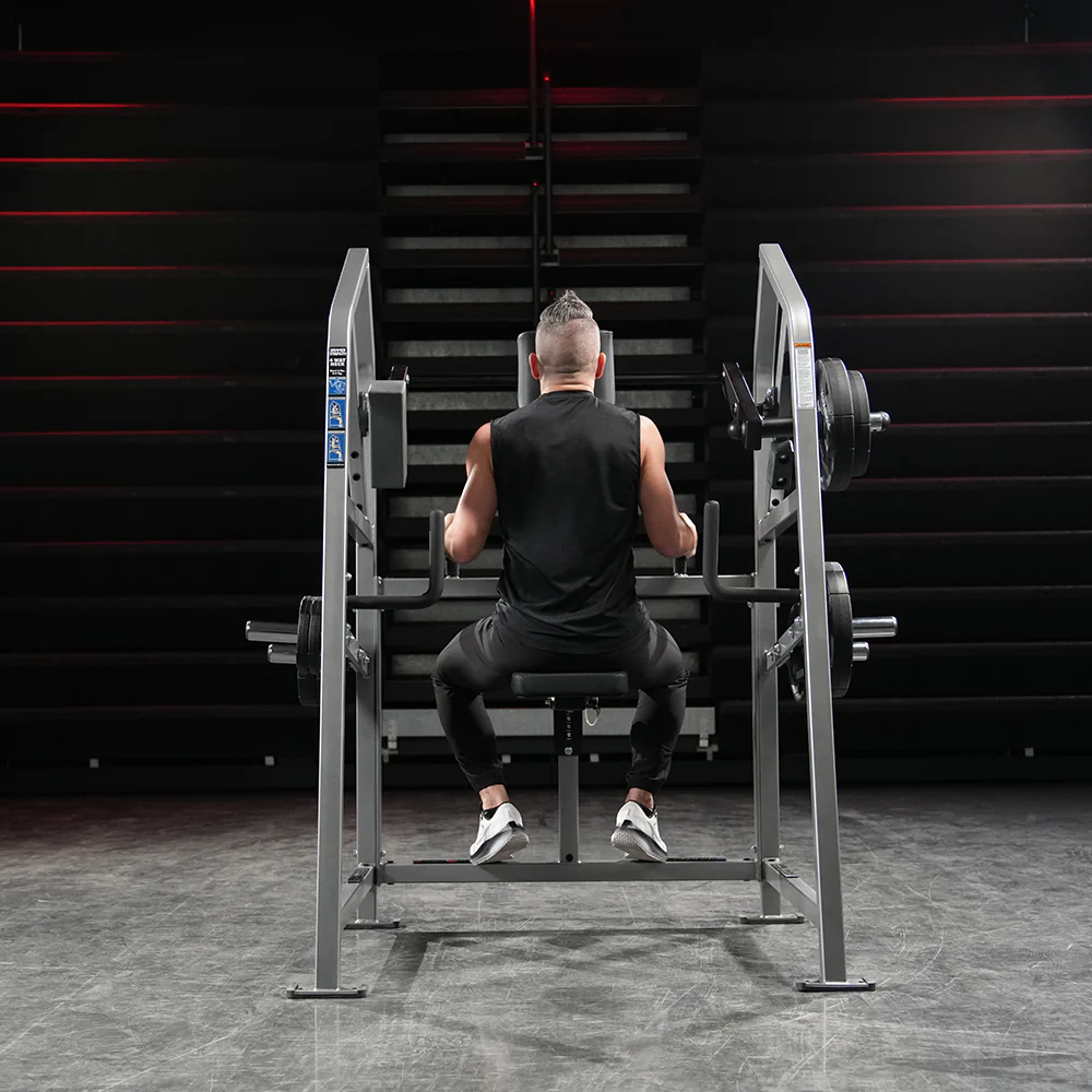 Hammer Strength Plate-Loaded 4 Way Neck - Image 9