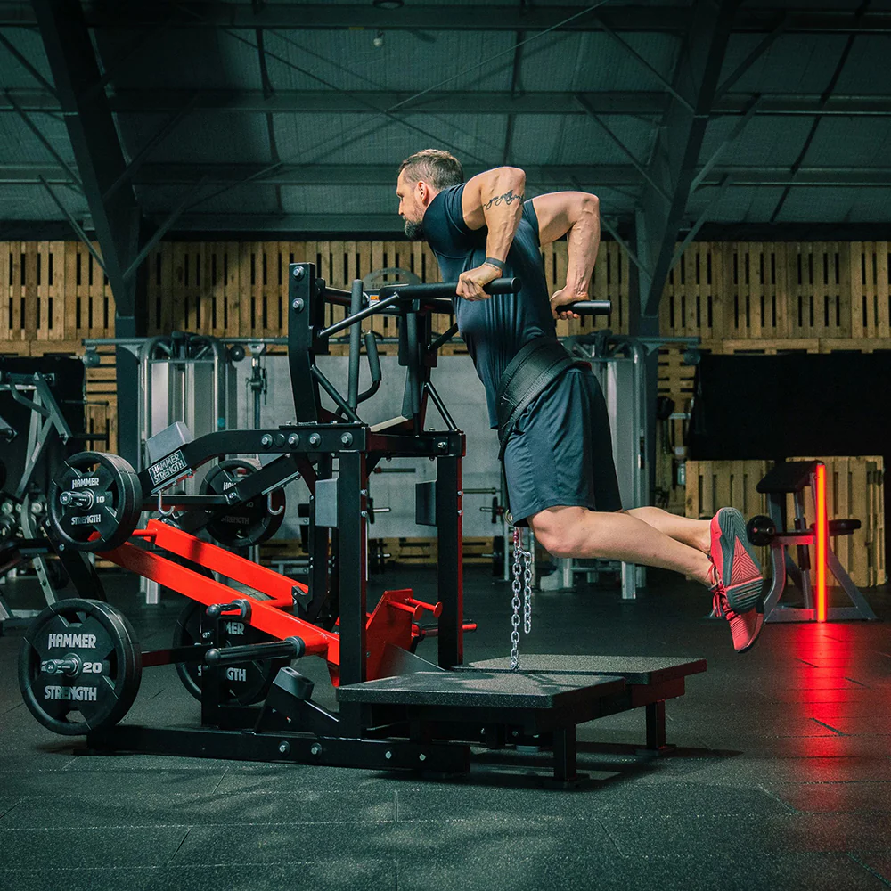 Hammer Strength Plate-Loaded Belt Squat - Image 21