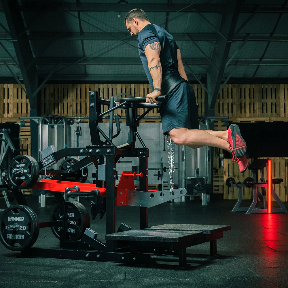 Hammer Strength Plate-Loaded Belt Squat - Image 25