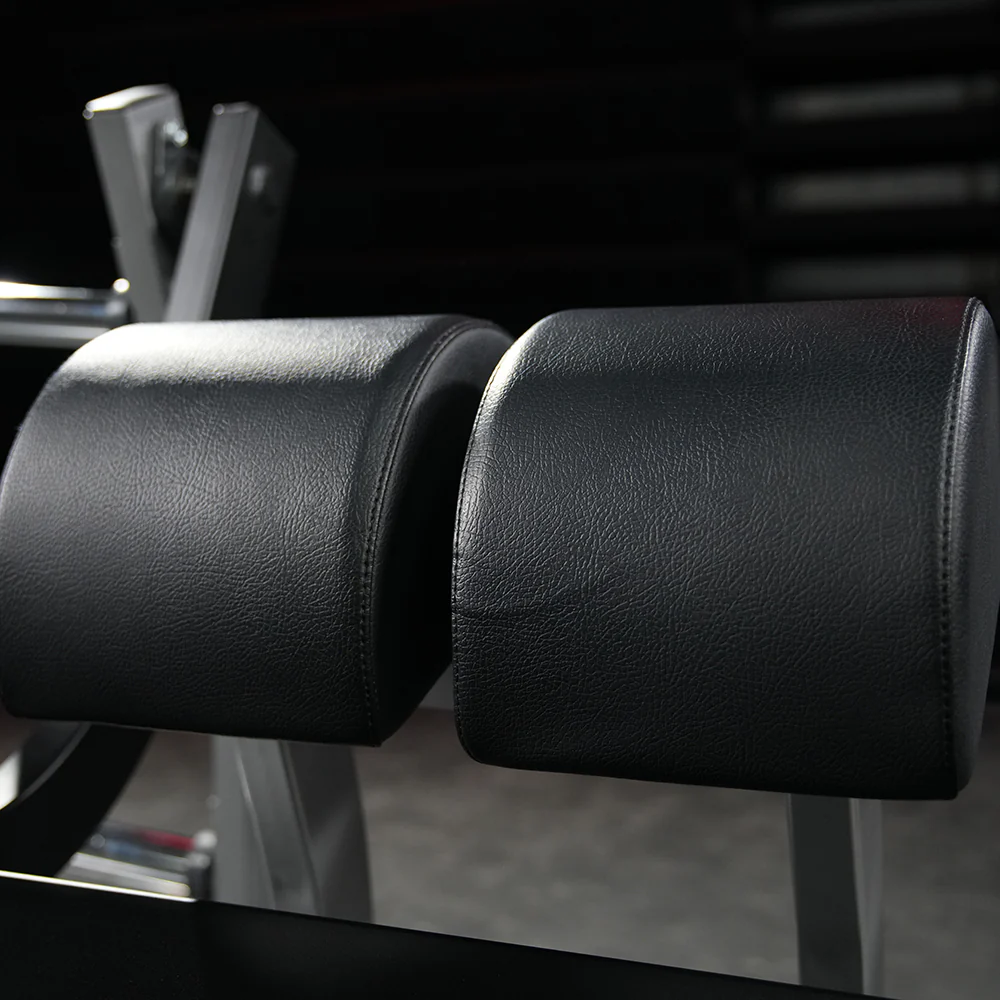 Hammer Strength Plate-Loaded Glute Drive - Image 18