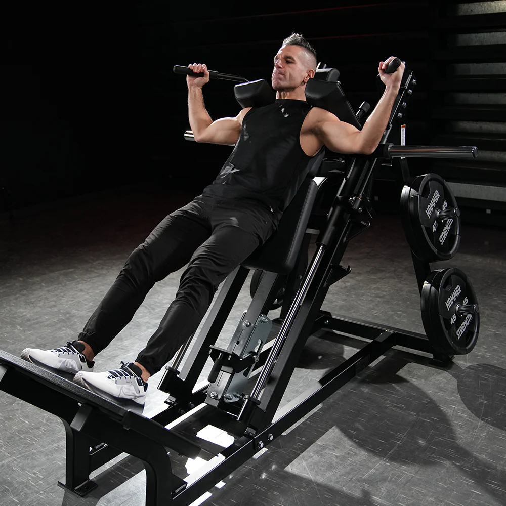 Hammer Strength Plate-Loaded Hack Squat - Image 5