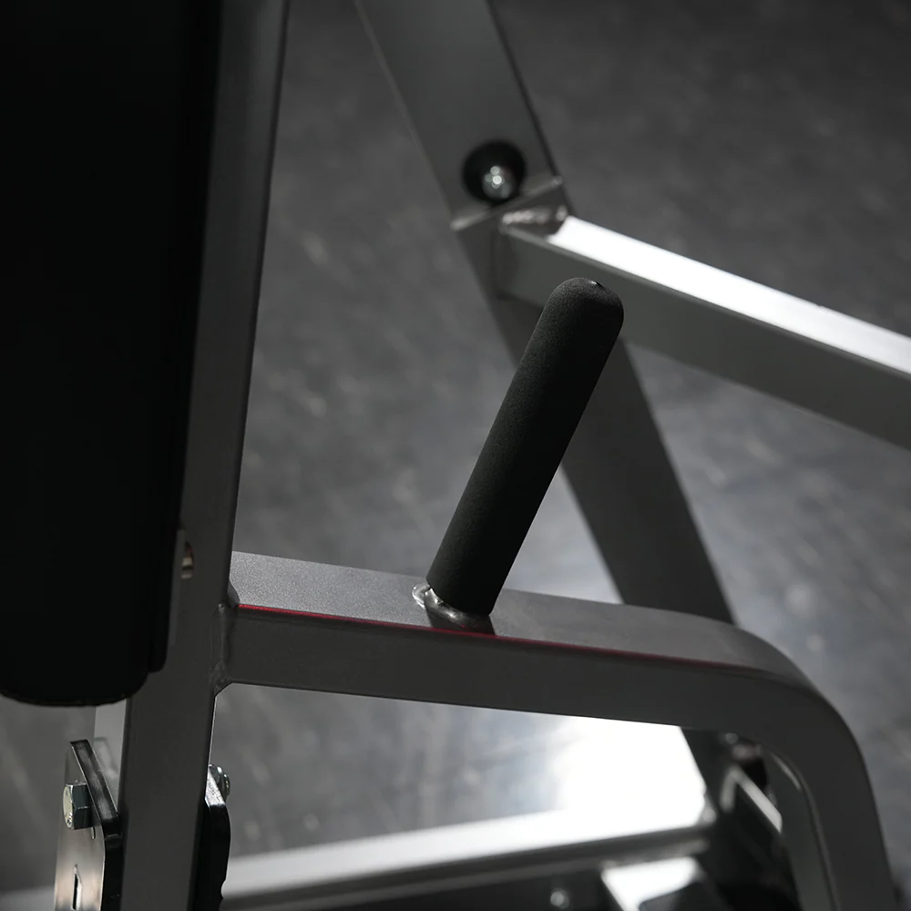 Hammer Strength Plate-Loaded Iso-Lateral D.Y. Row - Image 20