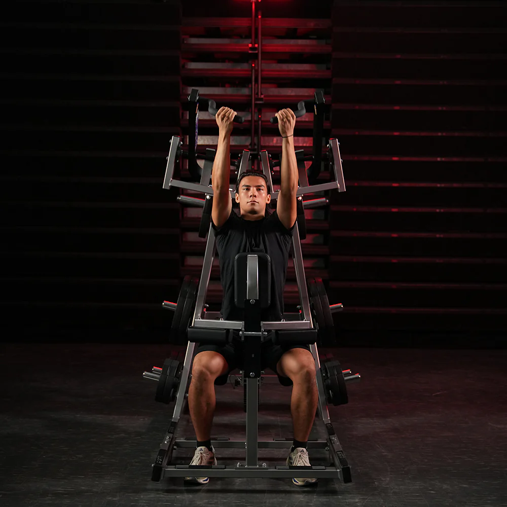 Hammer Strength Plate-Loaded Iso-Lateral Front Lat Pulldown - Image 3