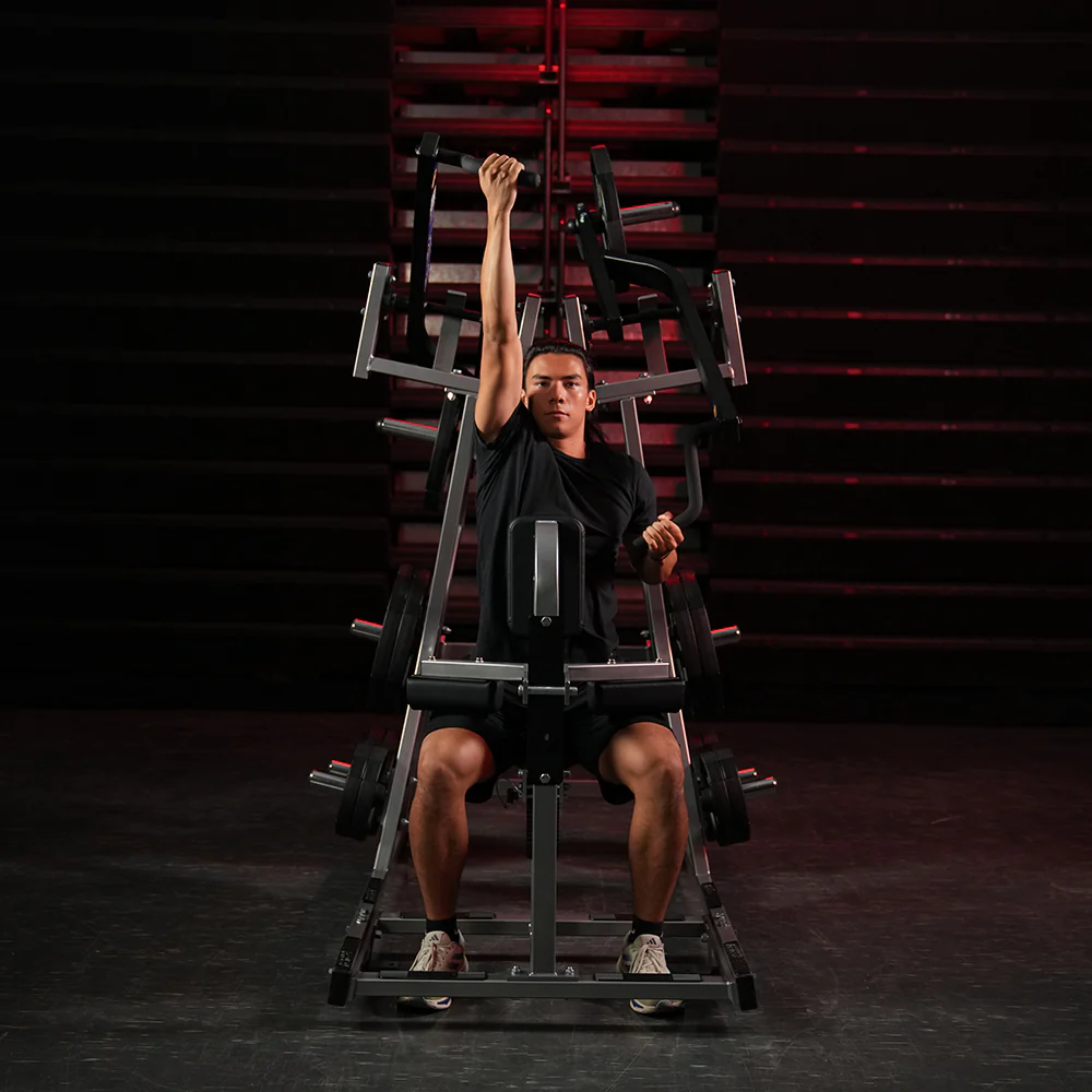 Hammer Strength Plate-Loaded Iso-Lateral Front Lat Pulldown - Image 4