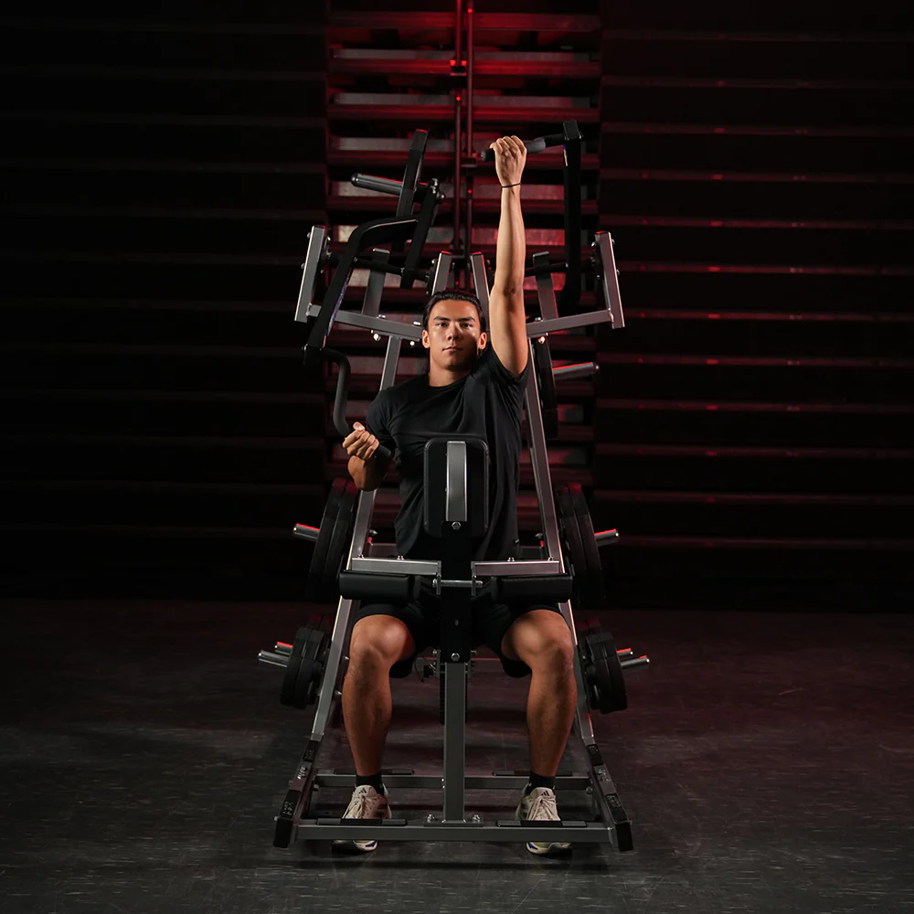 Hammer Strength Plate-Loaded Iso-Lateral Front Lat Pulldown - Image 5