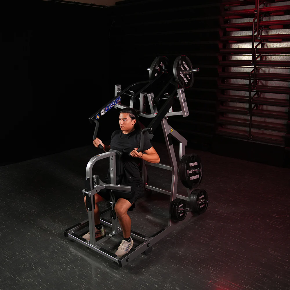 Hammer Strength Plate-Loaded Iso-Lateral Front Lat Pulldown - Image 6