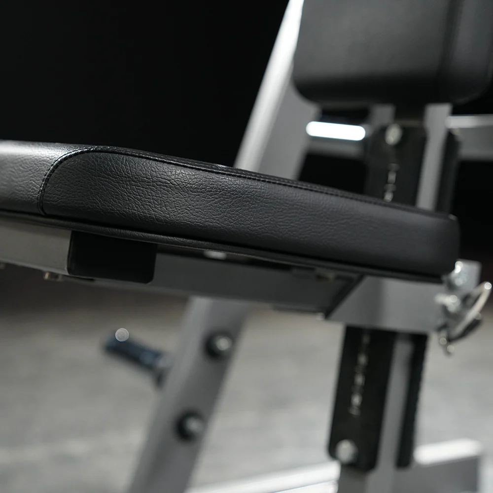 Hammer Strength Plate-Loaded Iso-Lateral Incline Press - Image 15