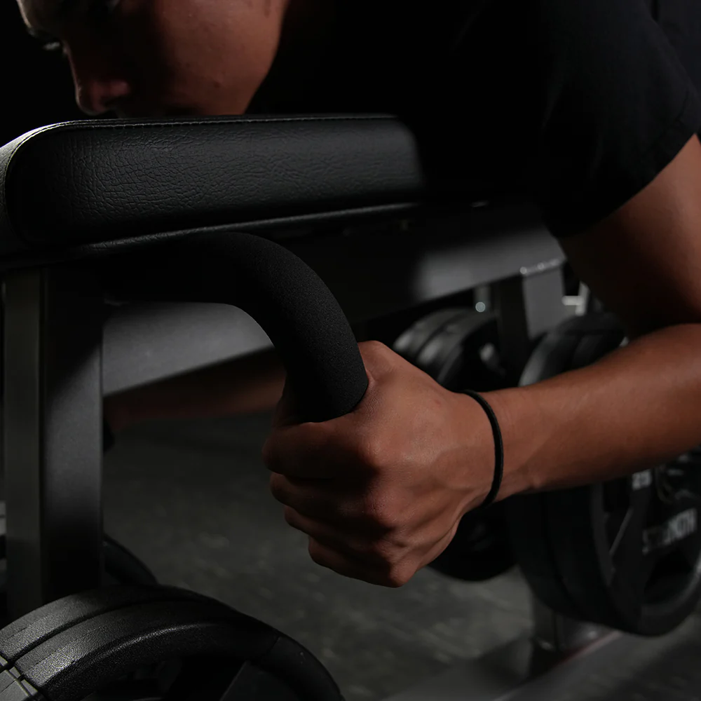 Hammer Strength Plate-Loaded Iso-Lateral Leg Curl - Image 9
