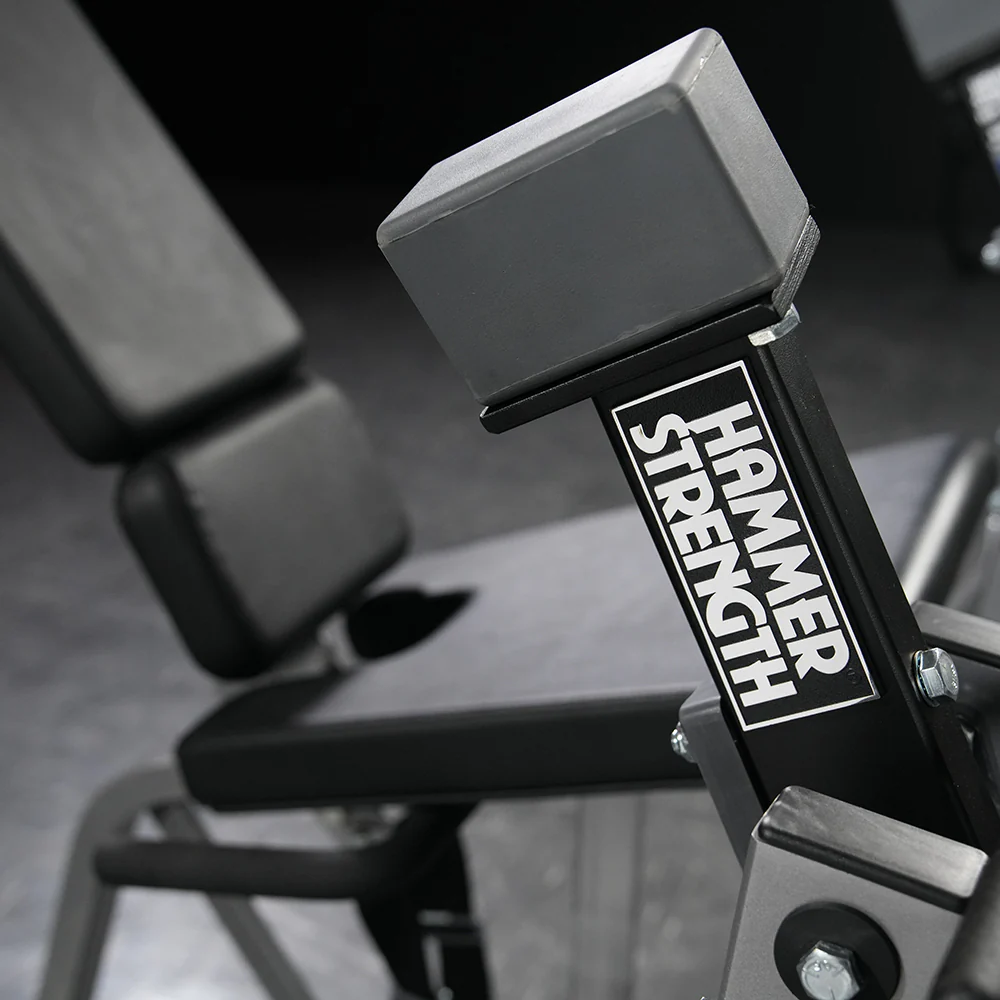 Hammer Strength Plate-Loaded Iso-Lateral Leg Extension - Image 18