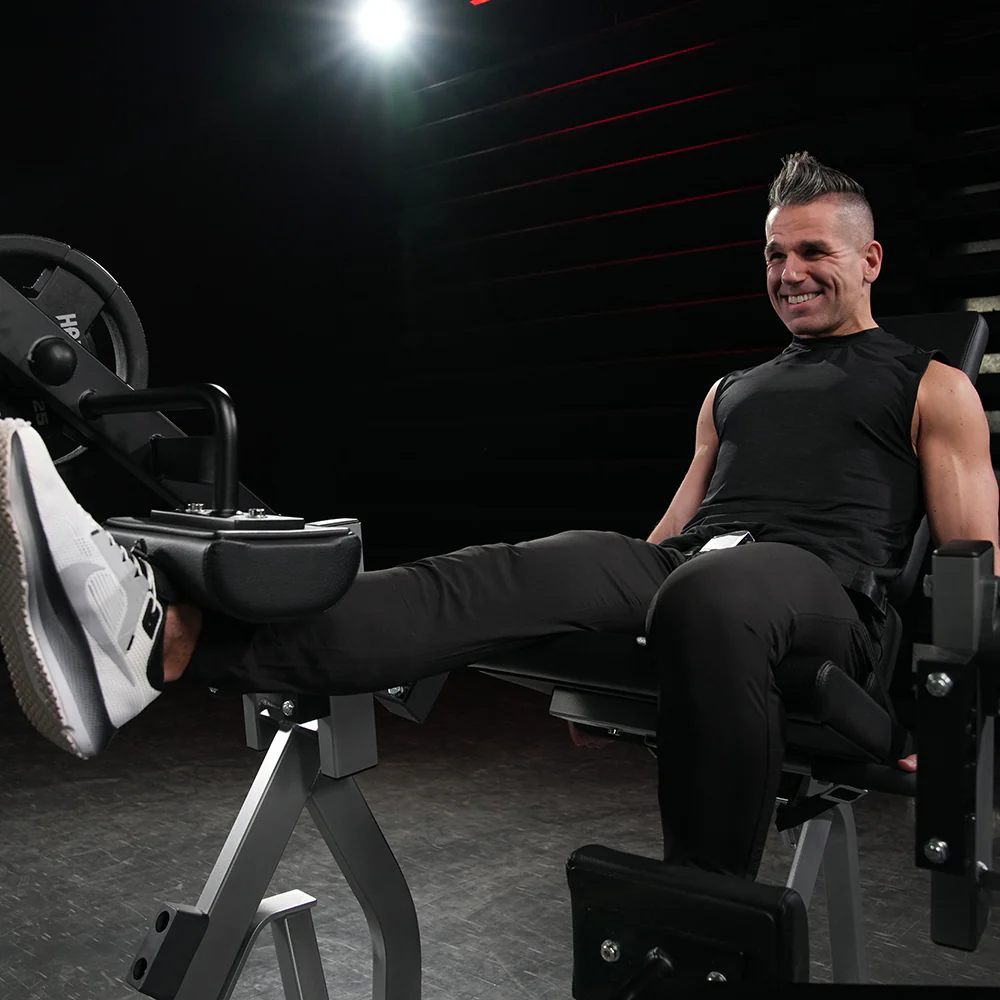 Hammer Strength Plate-Loaded Iso-Lateral Leg Extension - Image 5