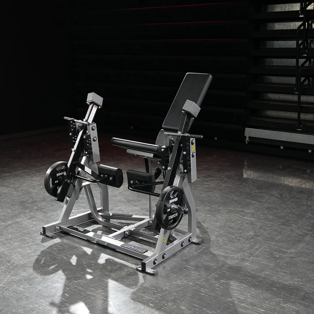 Hammer Strength Plate-Loaded Iso-Lateral Leg Extension - Image 9