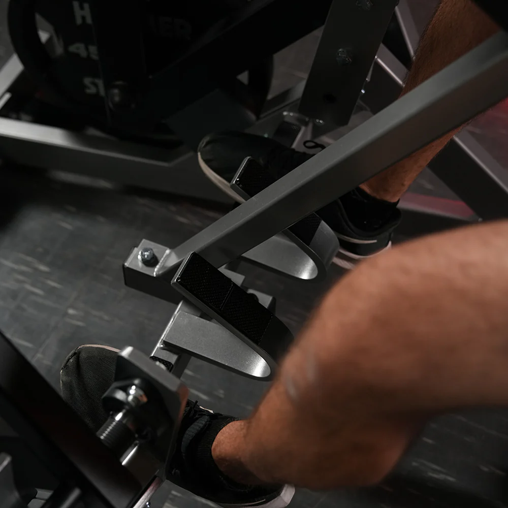 Hammer Strength Plate-Loaded Iso-Lateral Row - Image 6