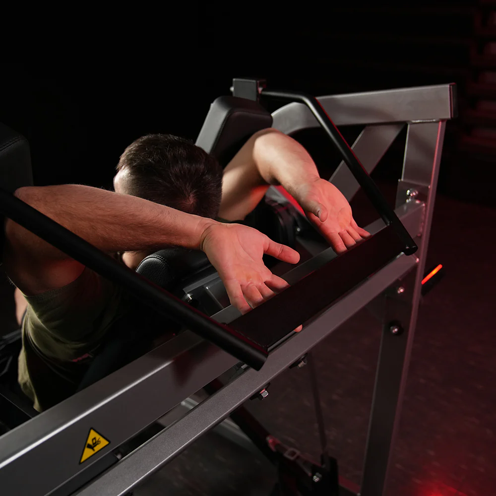 Hammer Strength Plate-Loaded Pullover - Image 6