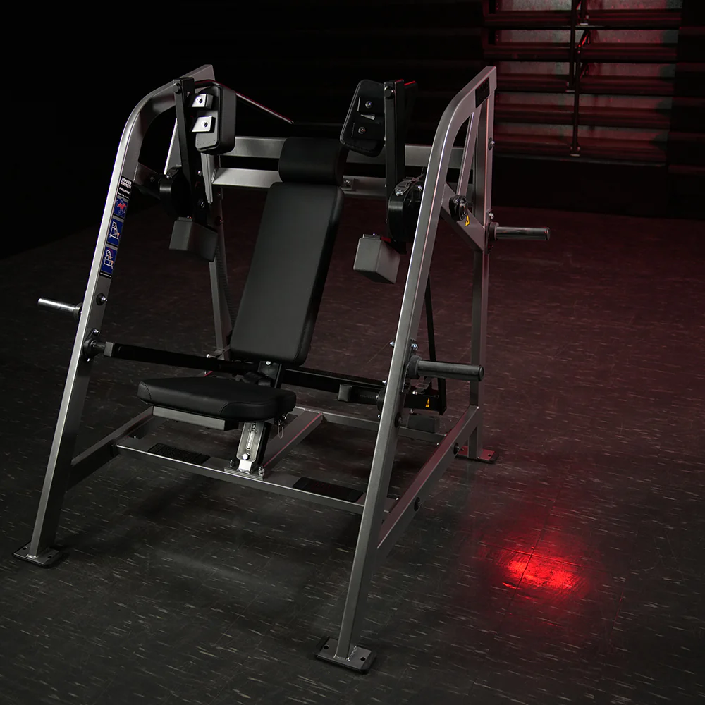 Hammer Strength Plate-Loaded Pullover - Image 9