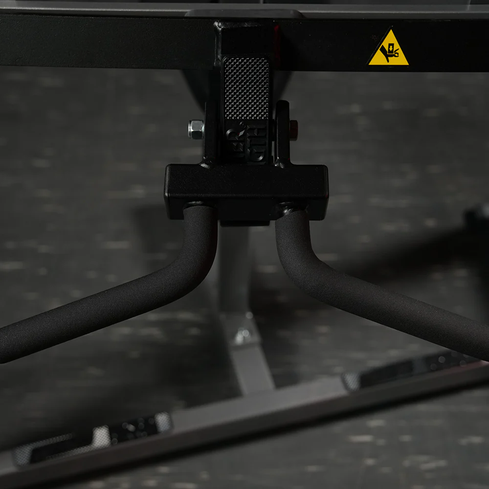 Hammer Strength Plate-Loaded Seated Biceps - Image 6