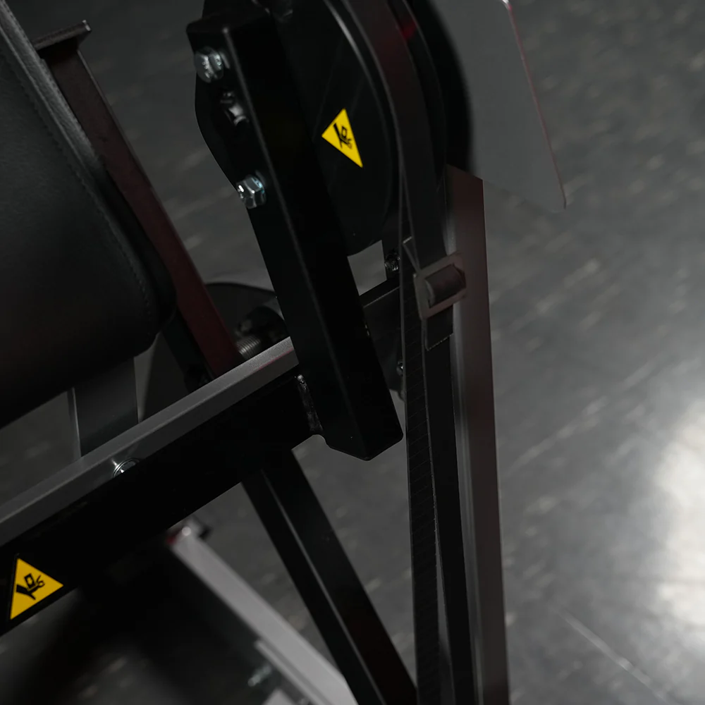 Hammer Strength Plate-Loaded Seated Biceps - Image 7