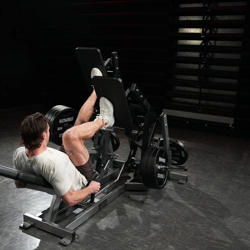 Hammer Strength Plate-Loaded Super Squat Press - Image 7