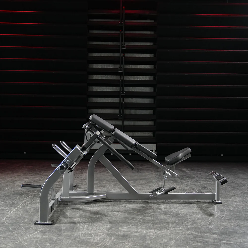 Hammer Strength Plate-Loaded Super Fly - Image 12