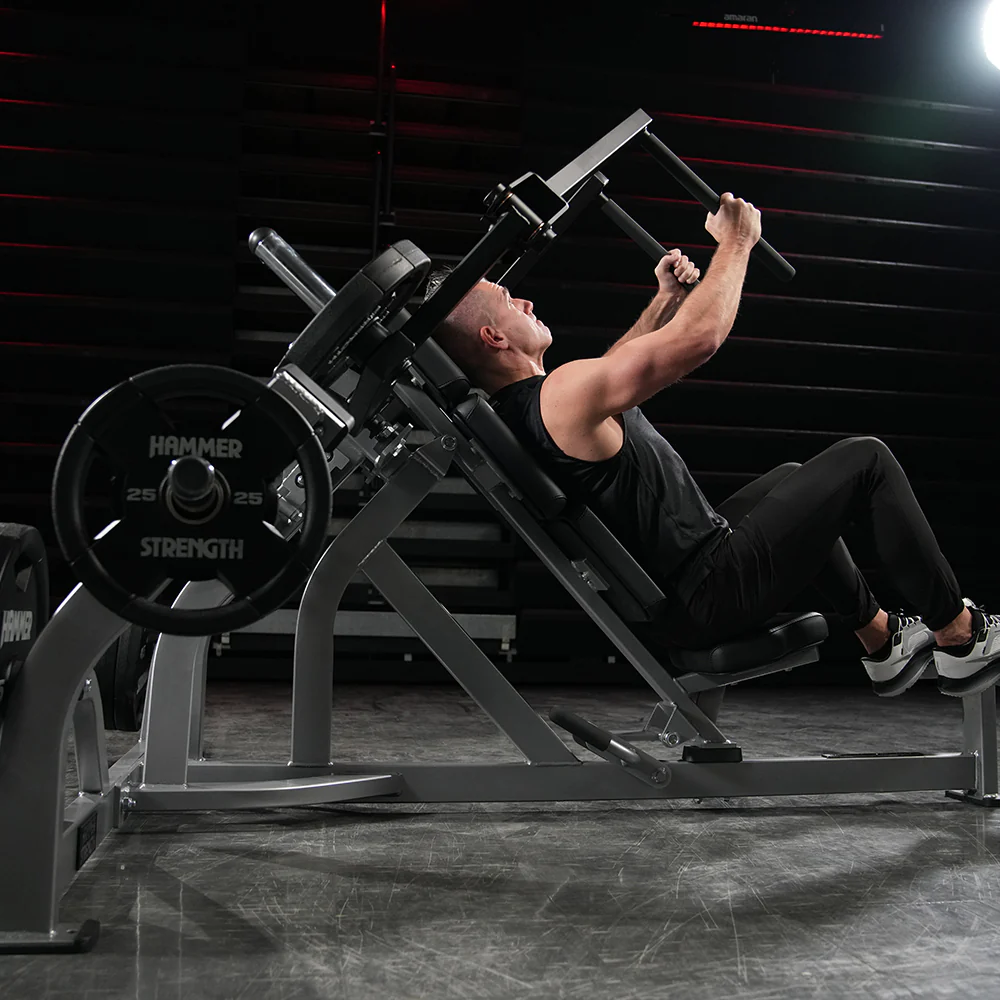 Hammer Strength Plate-Loaded Super Fly - Image 5