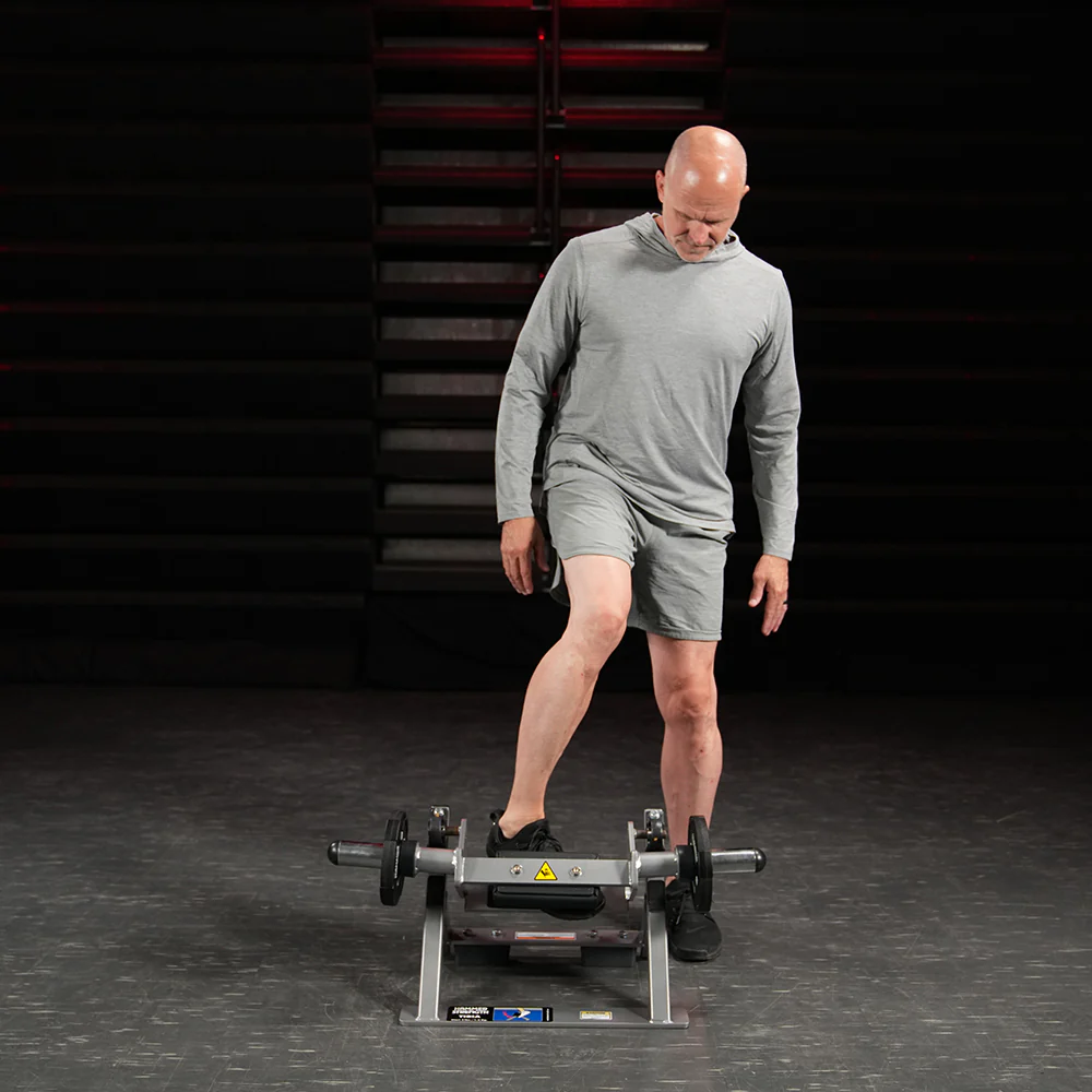 Hammer Strength Plate-Loaded Tibia Dorsi Flexion - Image 4