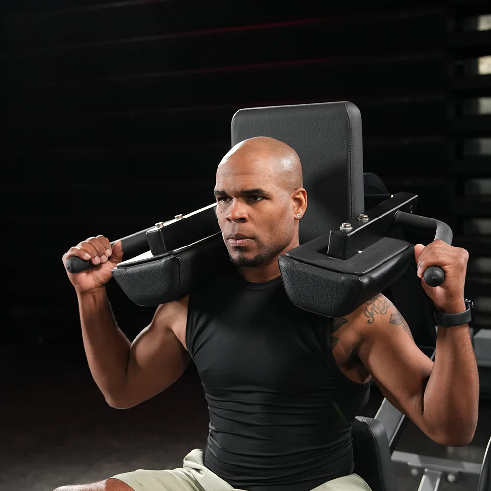 Hammer Strength Plate-Loaded V-Squat - Image 8